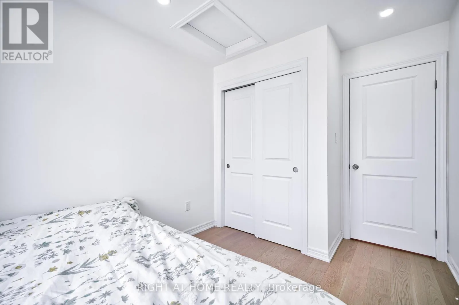 422 BELCOURT COMMON