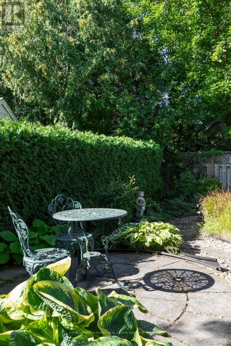 1142 AUGUSTUS DRIVE