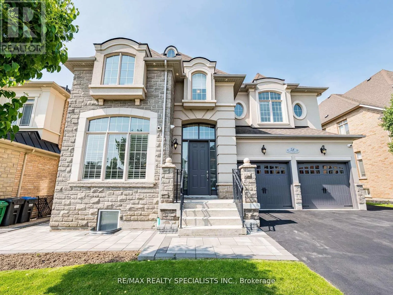 28 ELBERN MARKELL DRIVE W