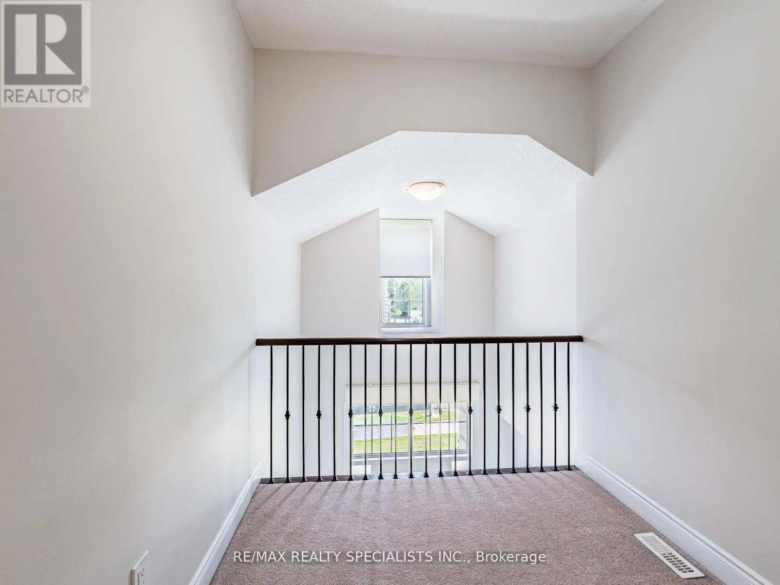 28 ELBERN MARKELL DRIVE W