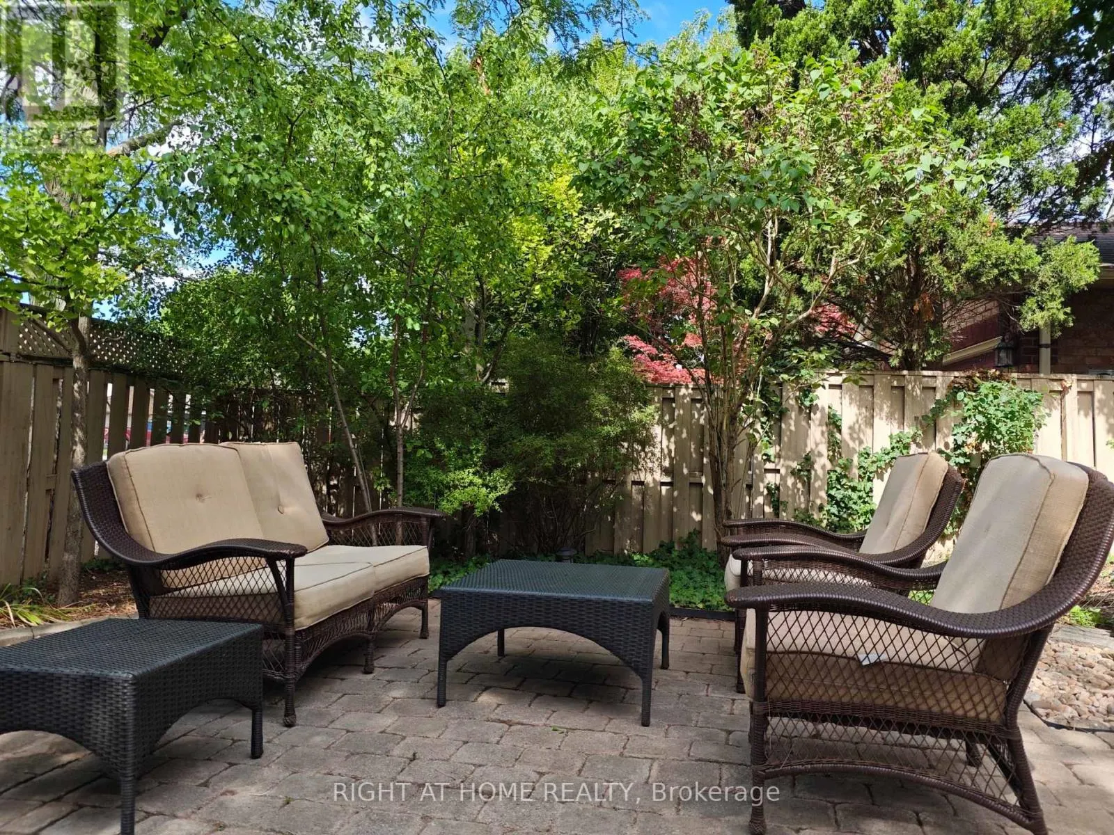 1216 BLACKBURN DRIVE