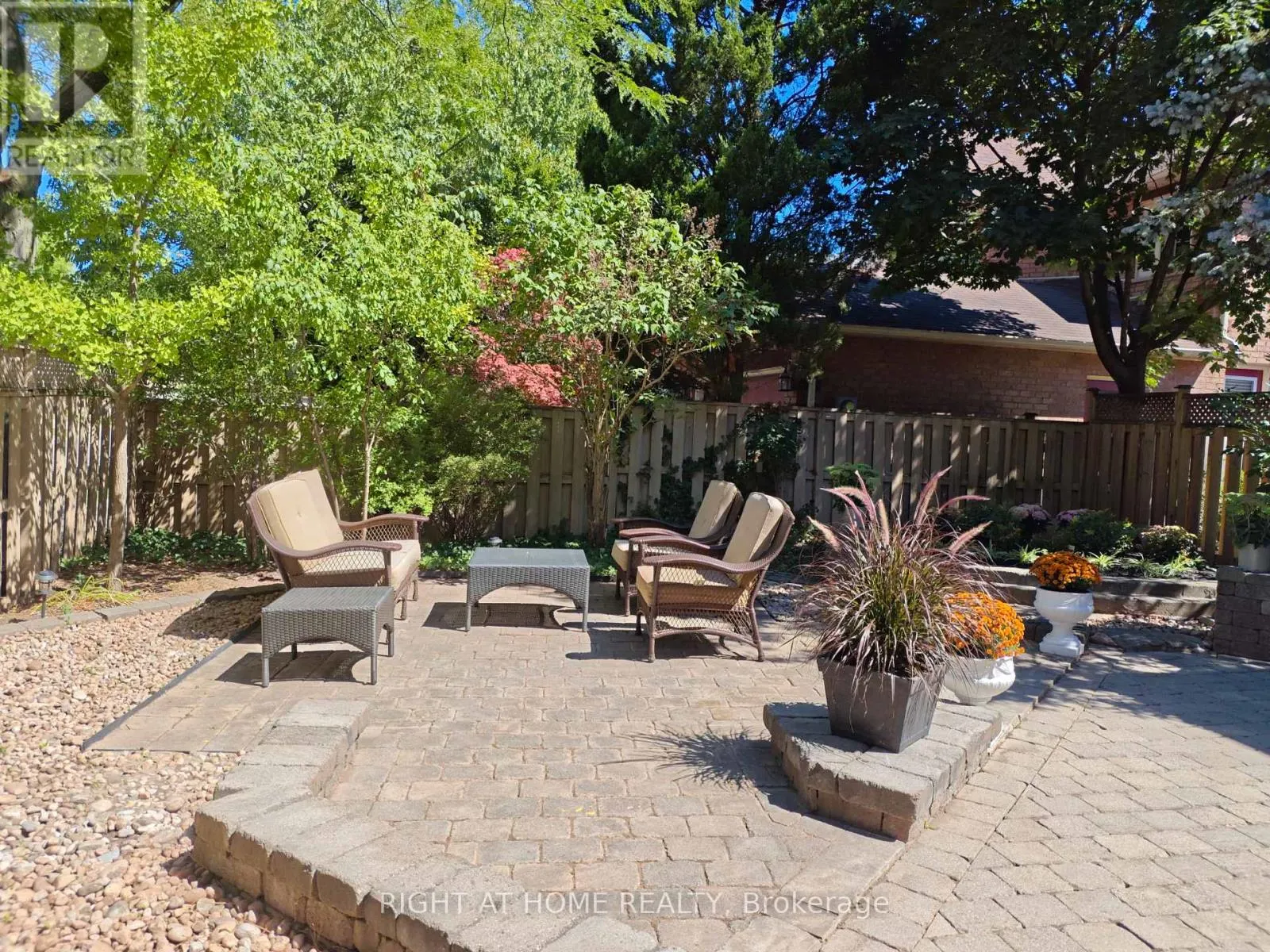 1216 BLACKBURN DRIVE