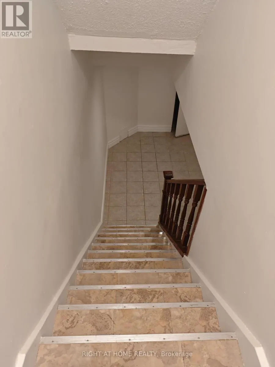 1216 BLACKBURN DRIVE