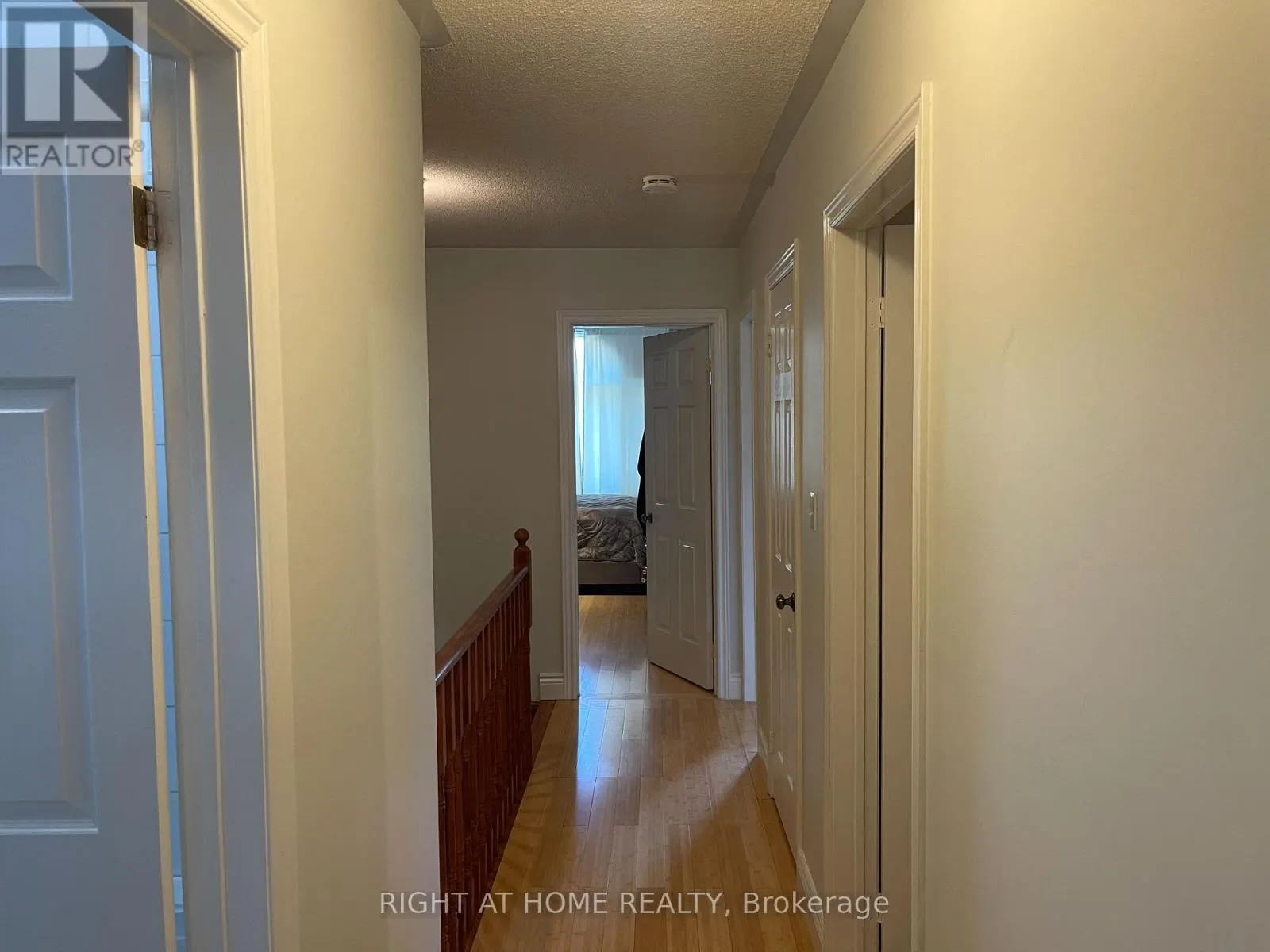 18 ARCHBURY CIRCLE
