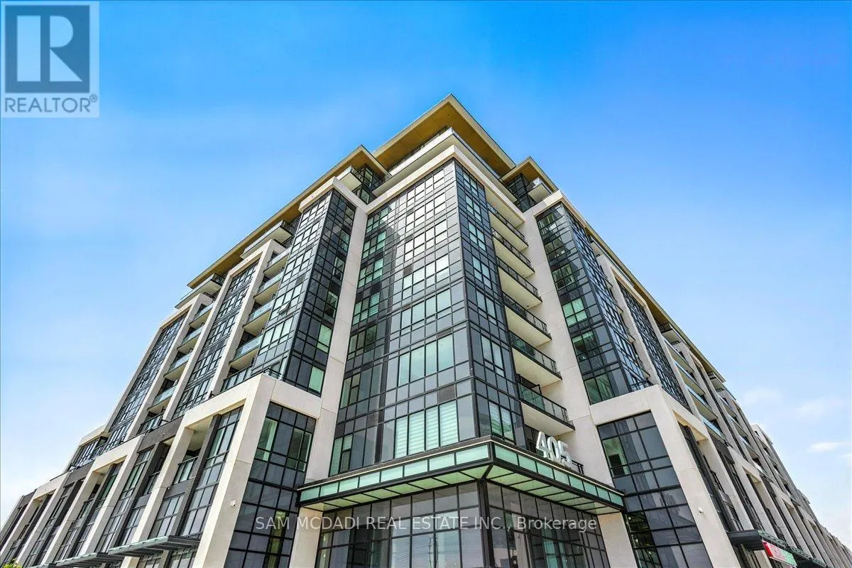 722 - 405 DUNDAS STREET W