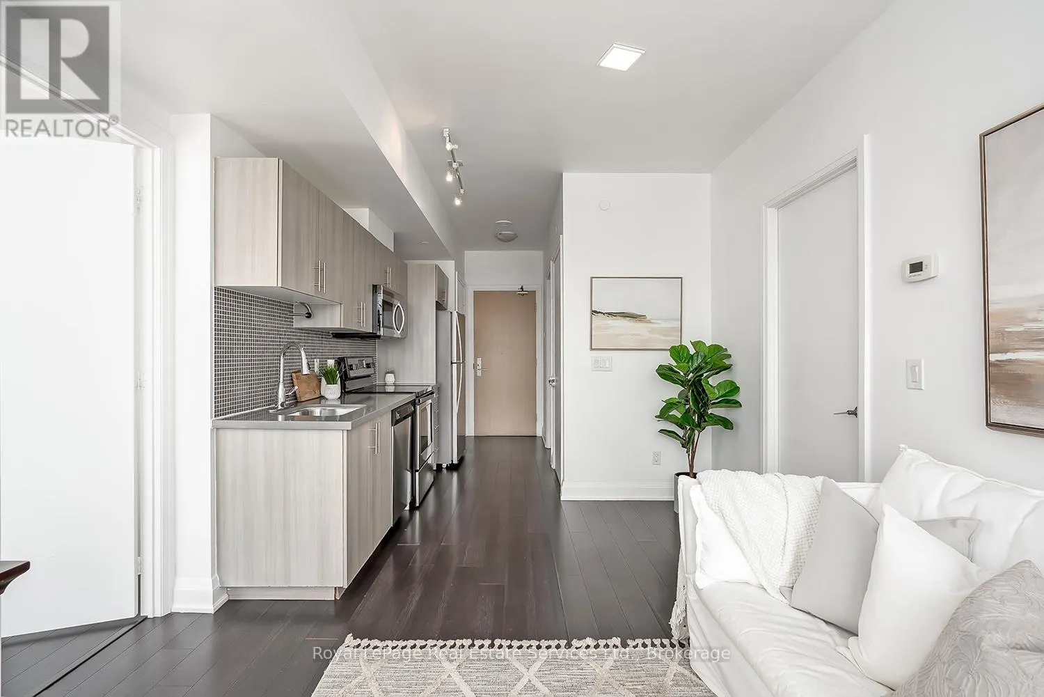 410 - 16 MCADAM AVENUE, #410
