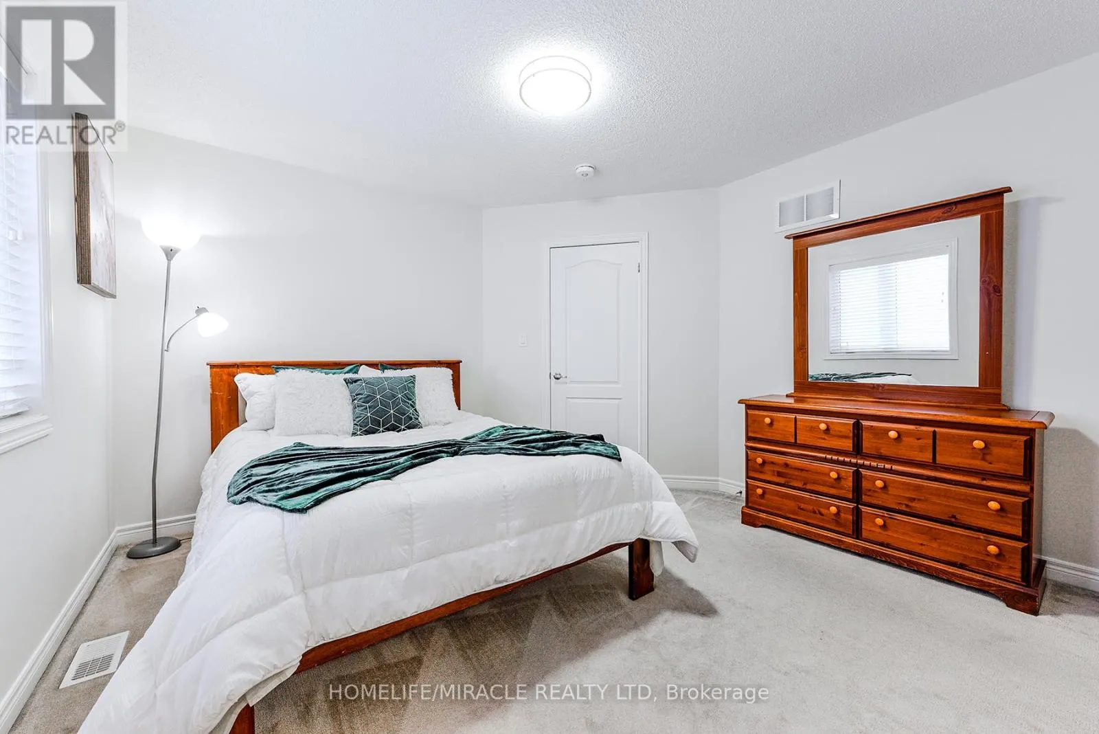 122 BONNIE BRAES DRIVE