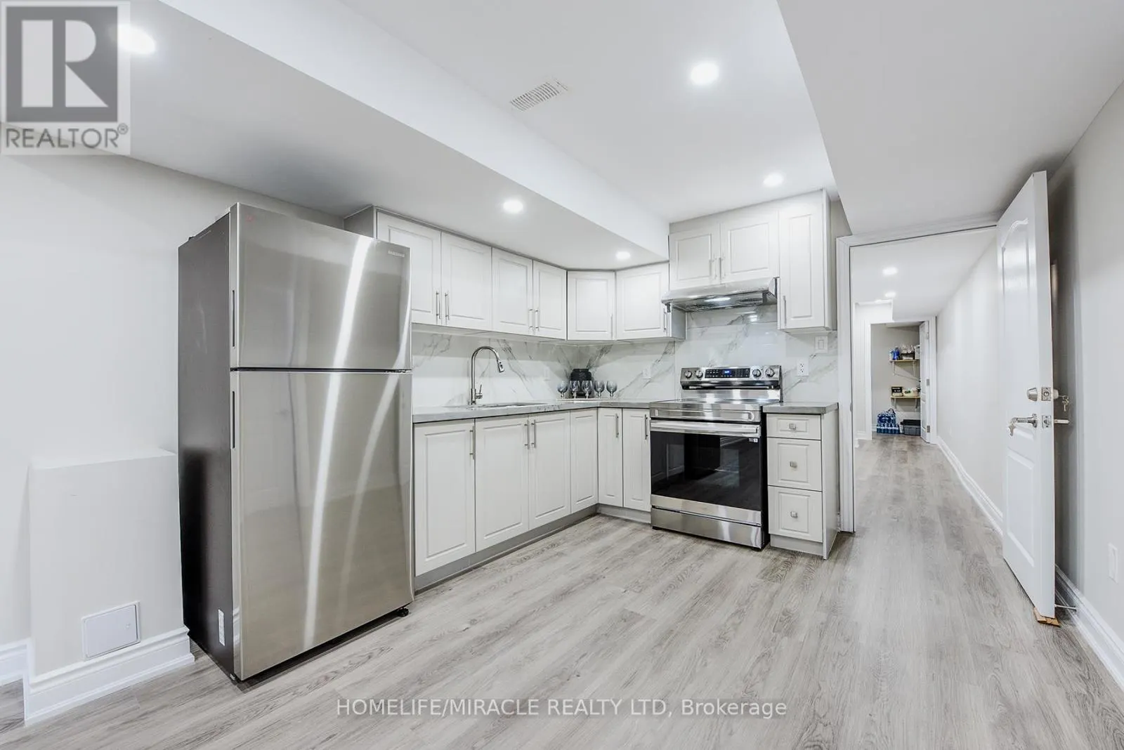 122 BONNIE BRAES DRIVE