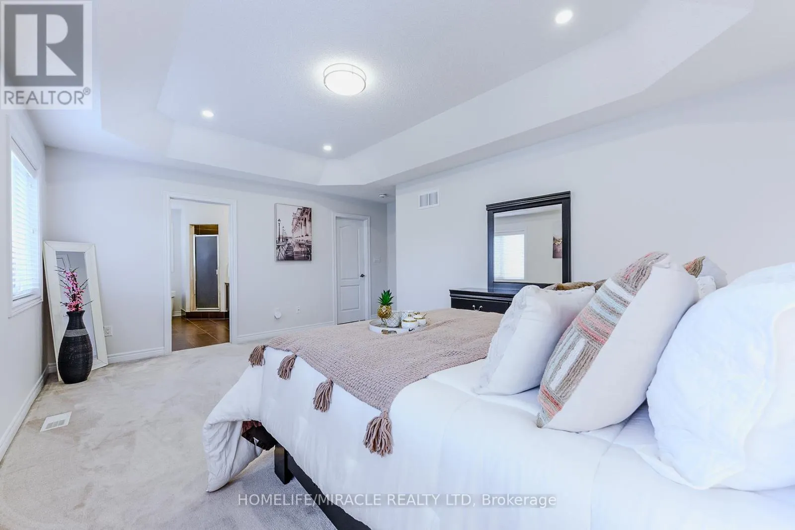 122 BONNIE BRAES DRIVE