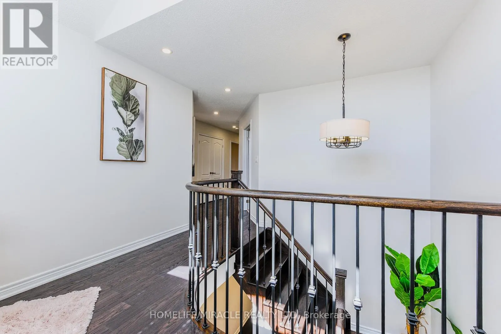 122 BONNIE BRAES DRIVE