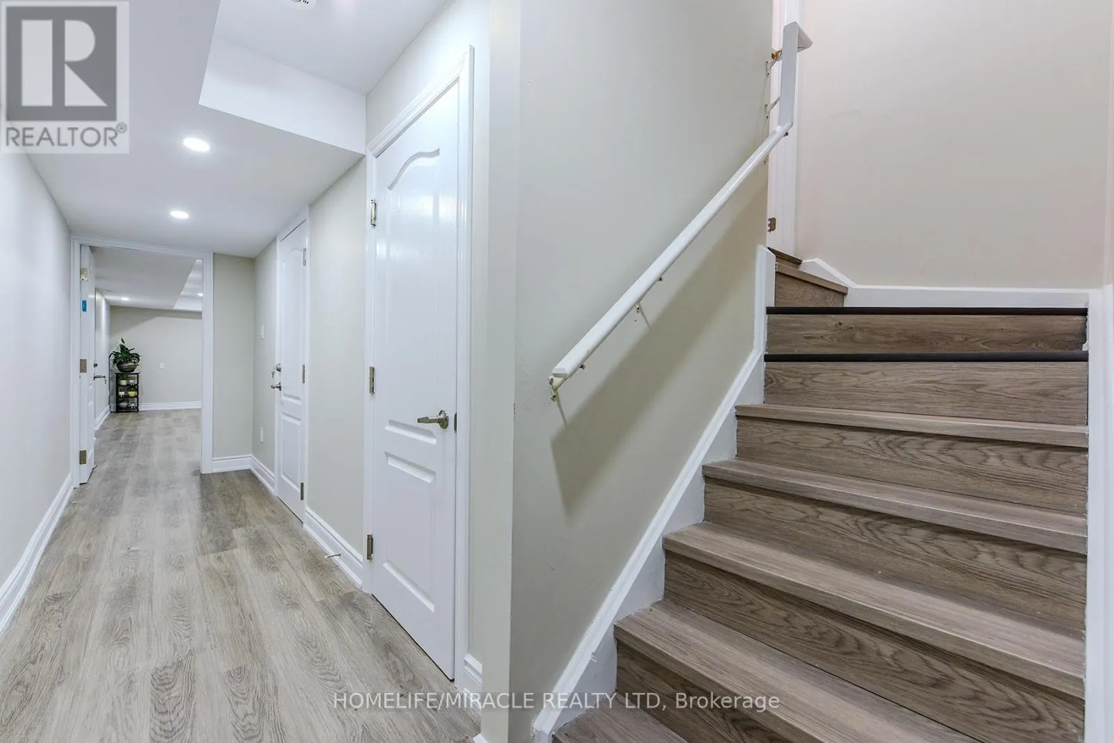 122 BONNIE BRAES DRIVE