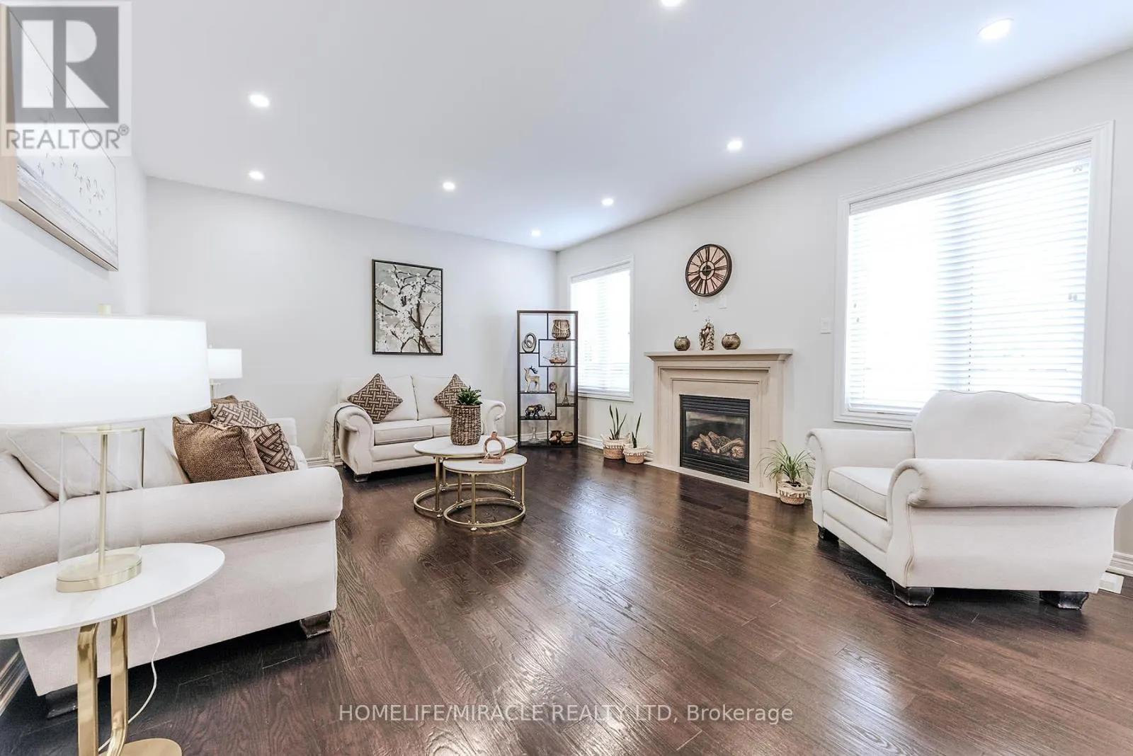 122 BONNIE BRAES DRIVE