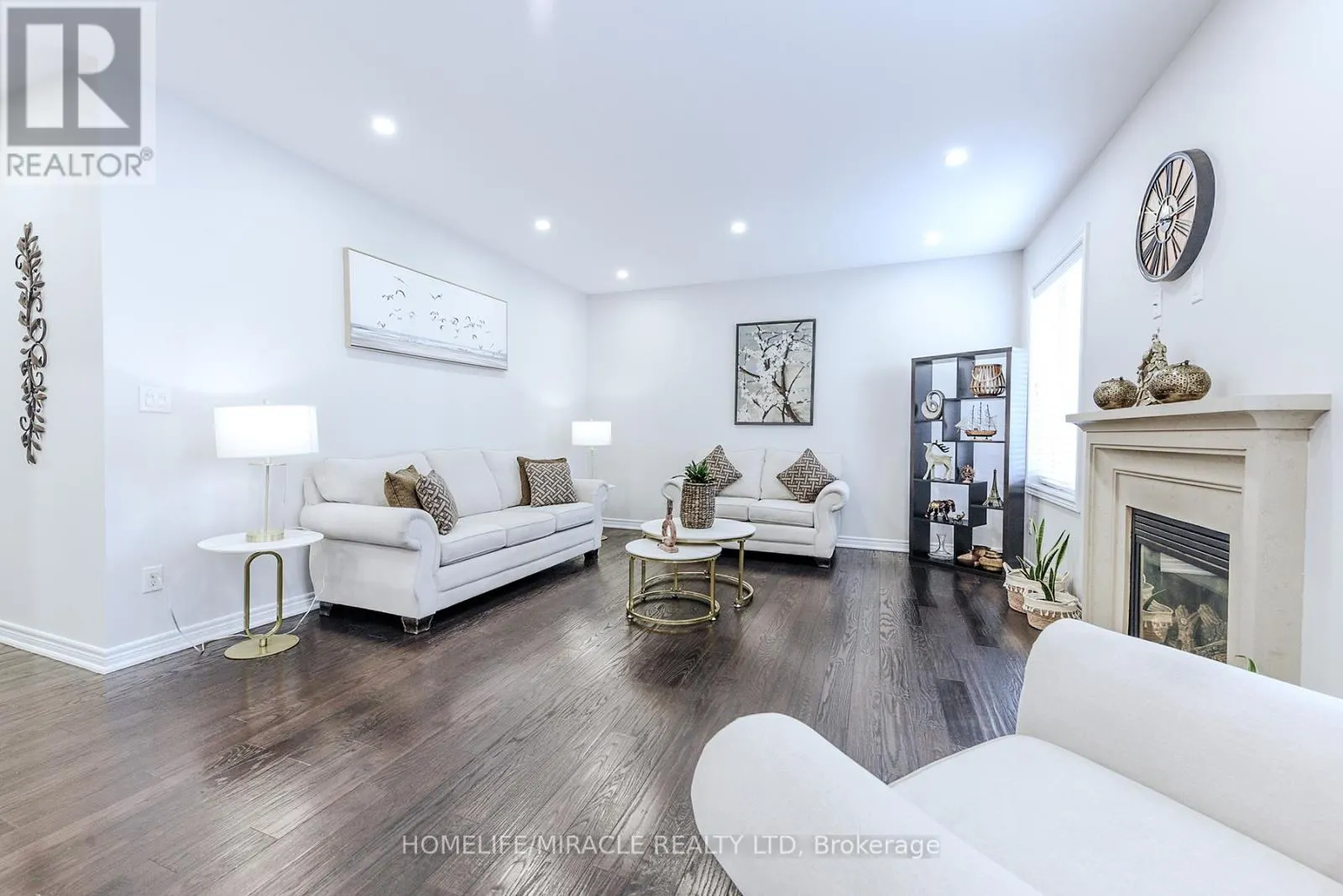 122 BONNIE BRAES DRIVE