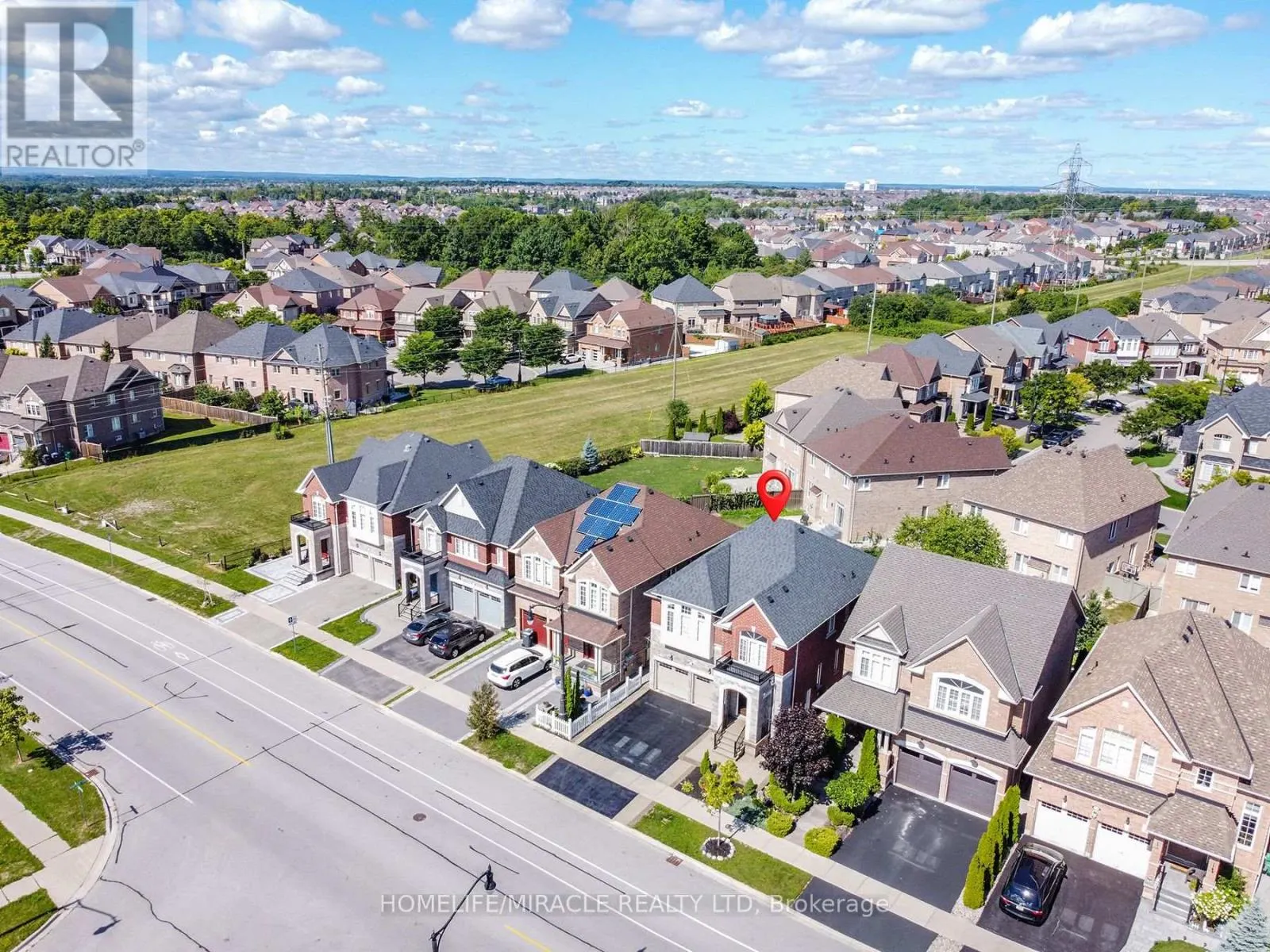 122 BONNIE BRAES DRIVE