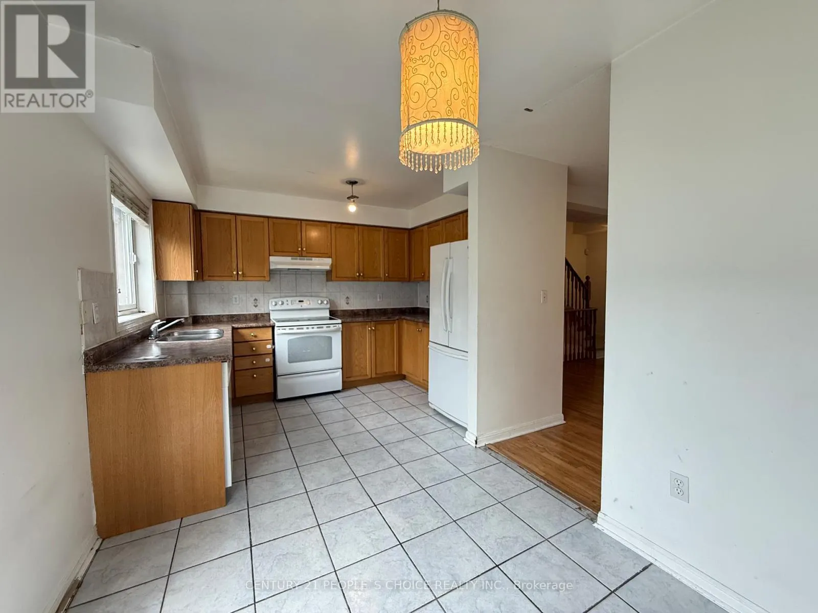 182 - 80 ACORN PLACE