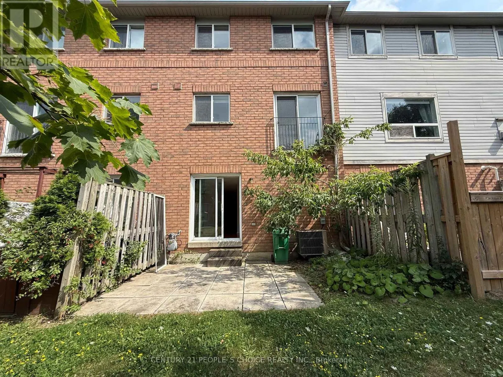 182 - 80 ACORN PLACE