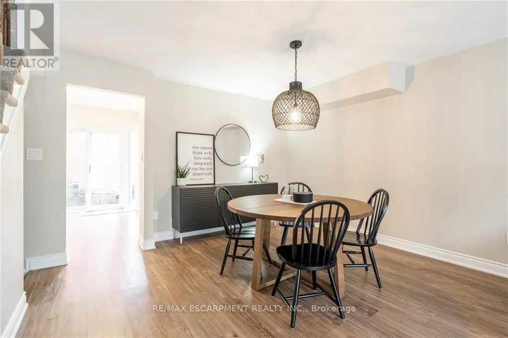 118 - 895 MAPLE AVENUE