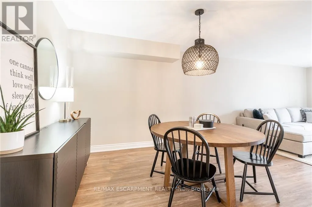 118 - 895 MAPLE AVENUE