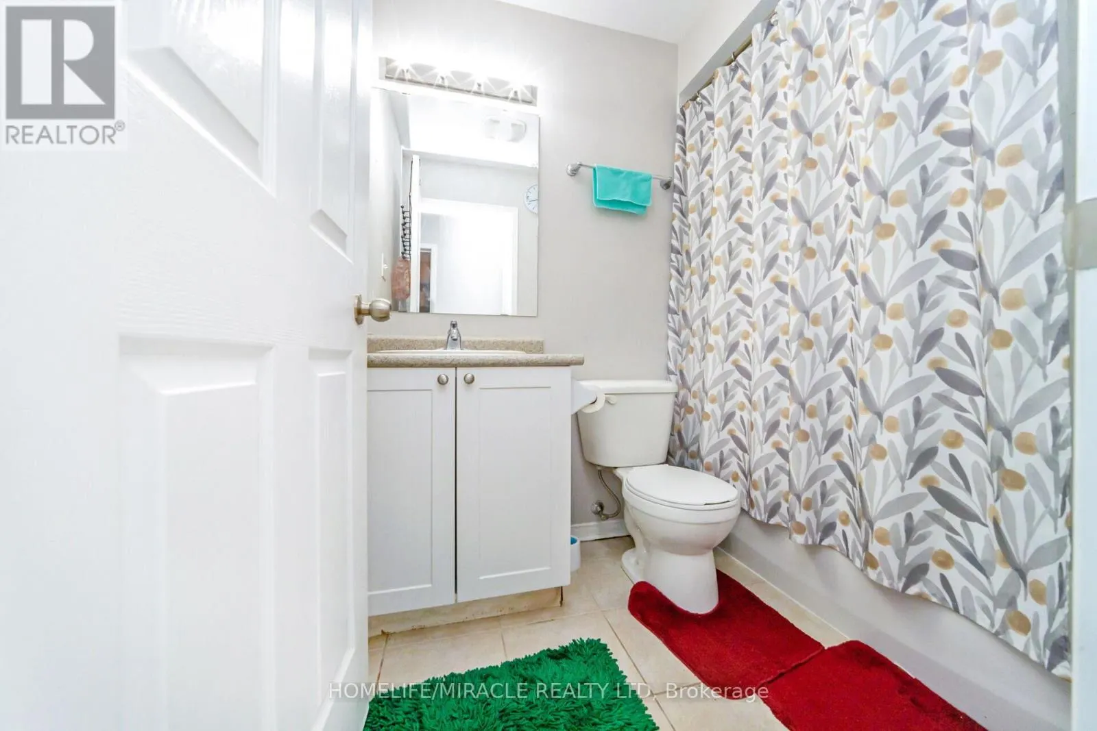 85 - 60 FAIRWOOD CIRCLE