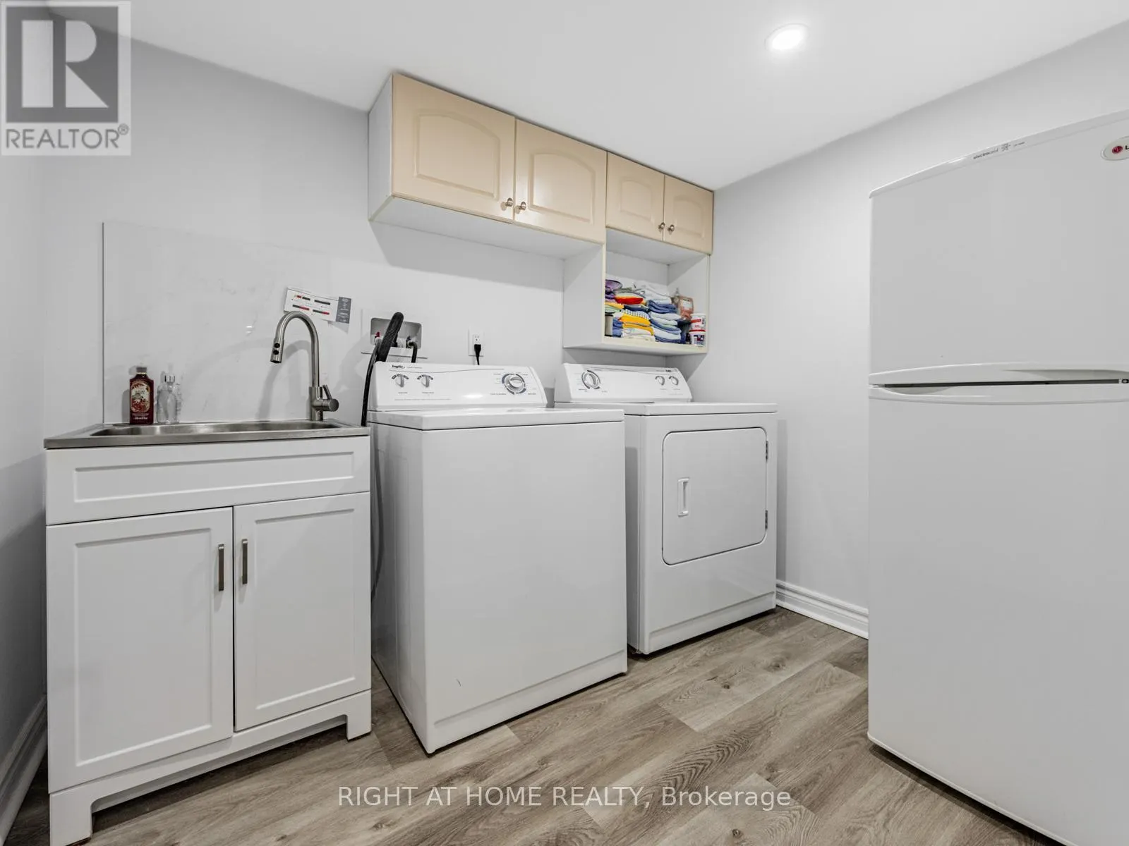 5326 MARBLEWOOD DRIVE