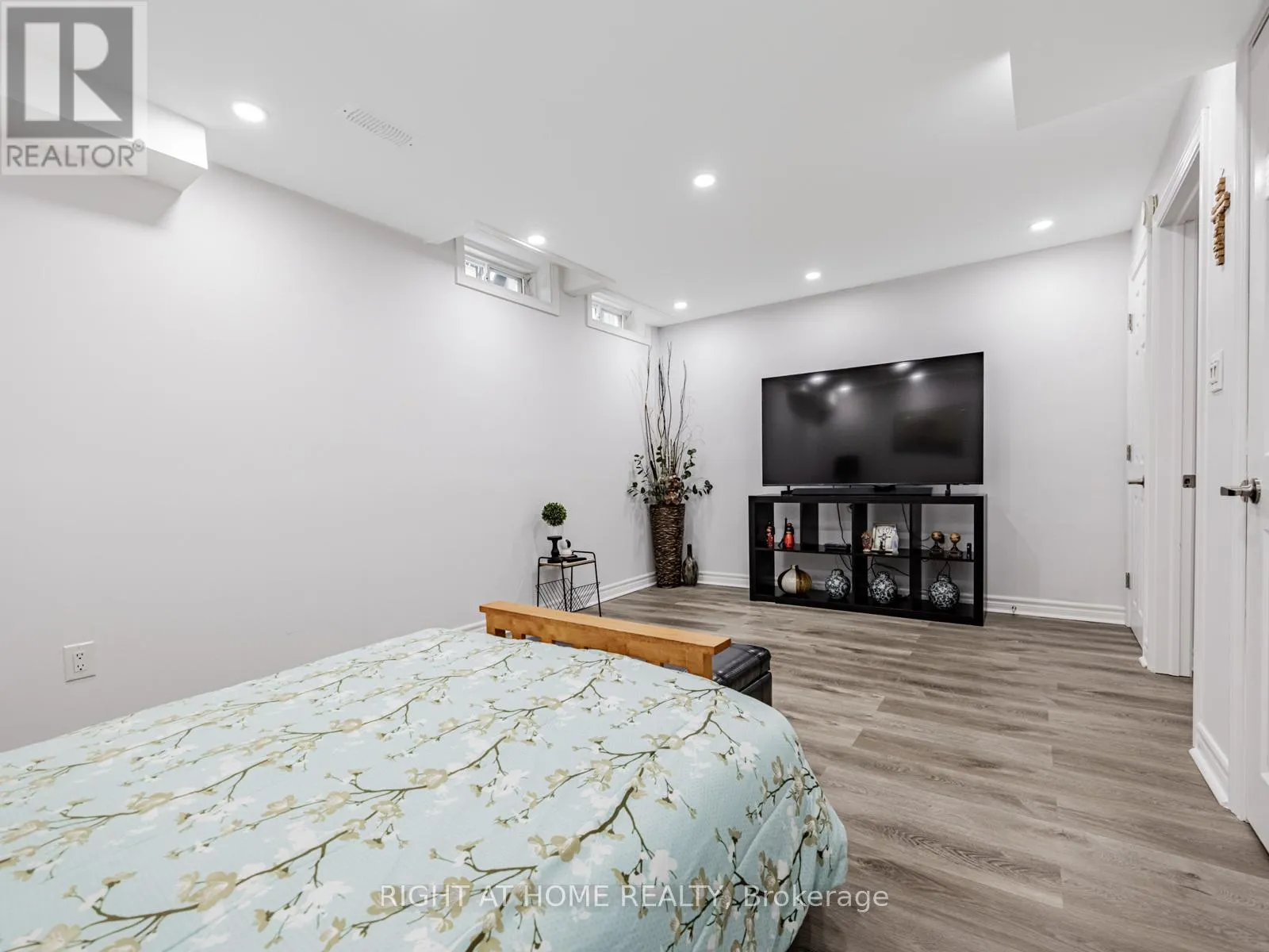 5326 MARBLEWOOD DRIVE