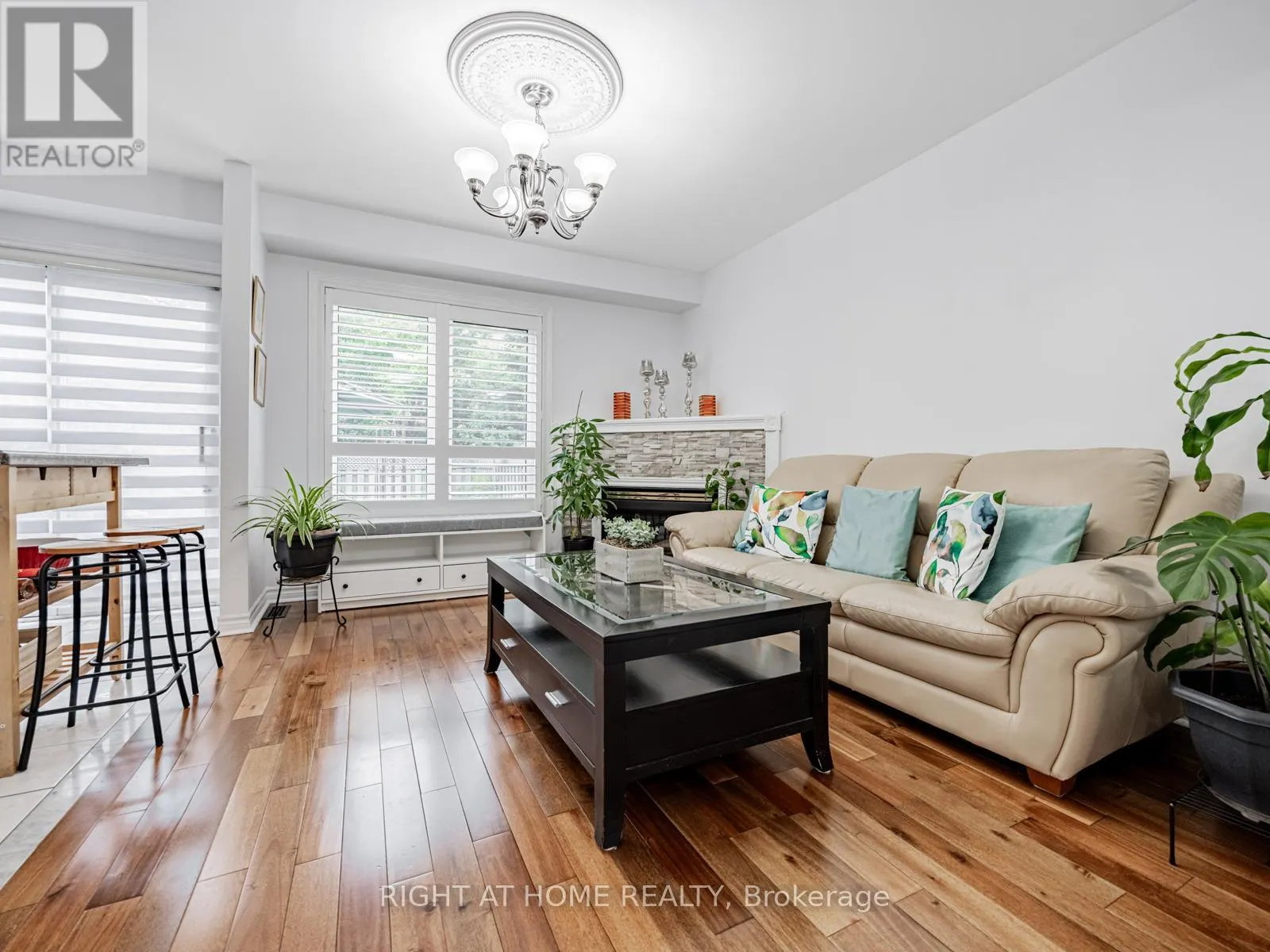 5326 MARBLEWOOD DRIVE