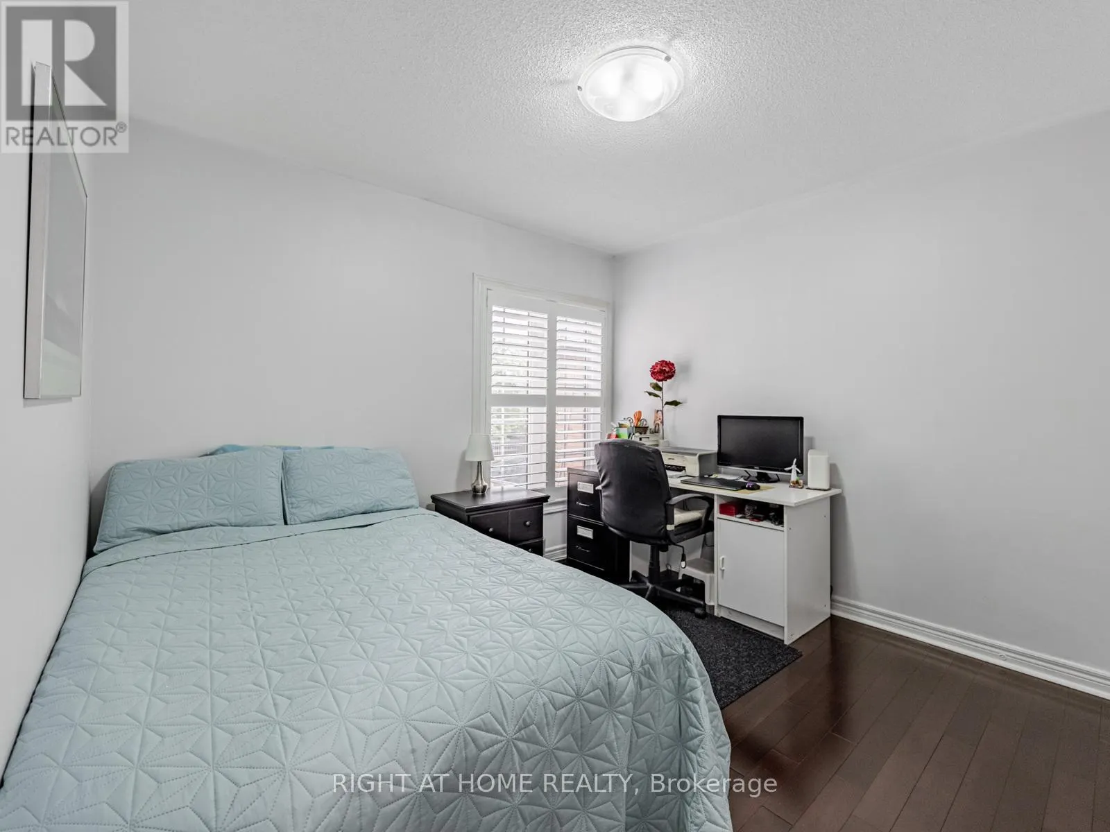 5326 MARBLEWOOD DRIVE