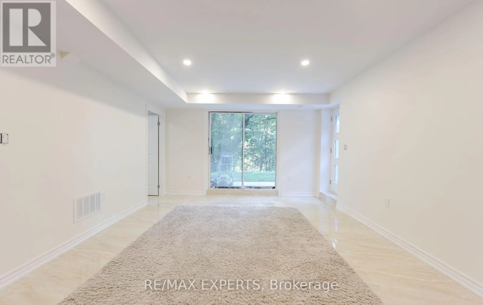UNIT A BASEMENT - 209 RIDGE ROAD