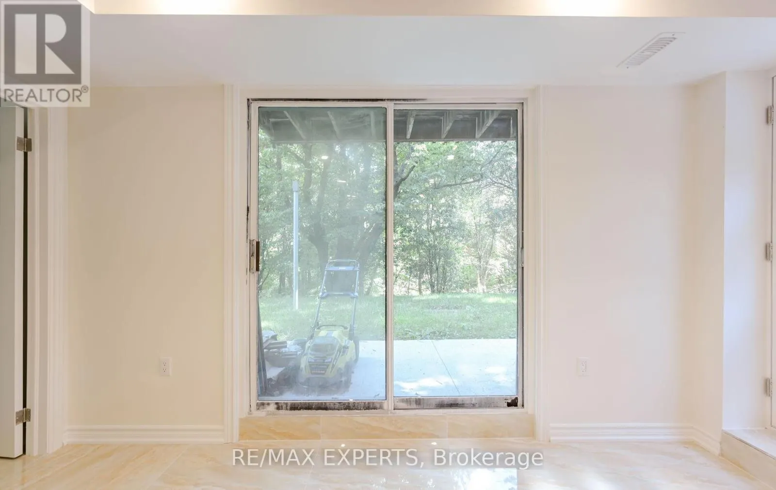 UNIT A BASEMENT - 209 RIDGE ROAD