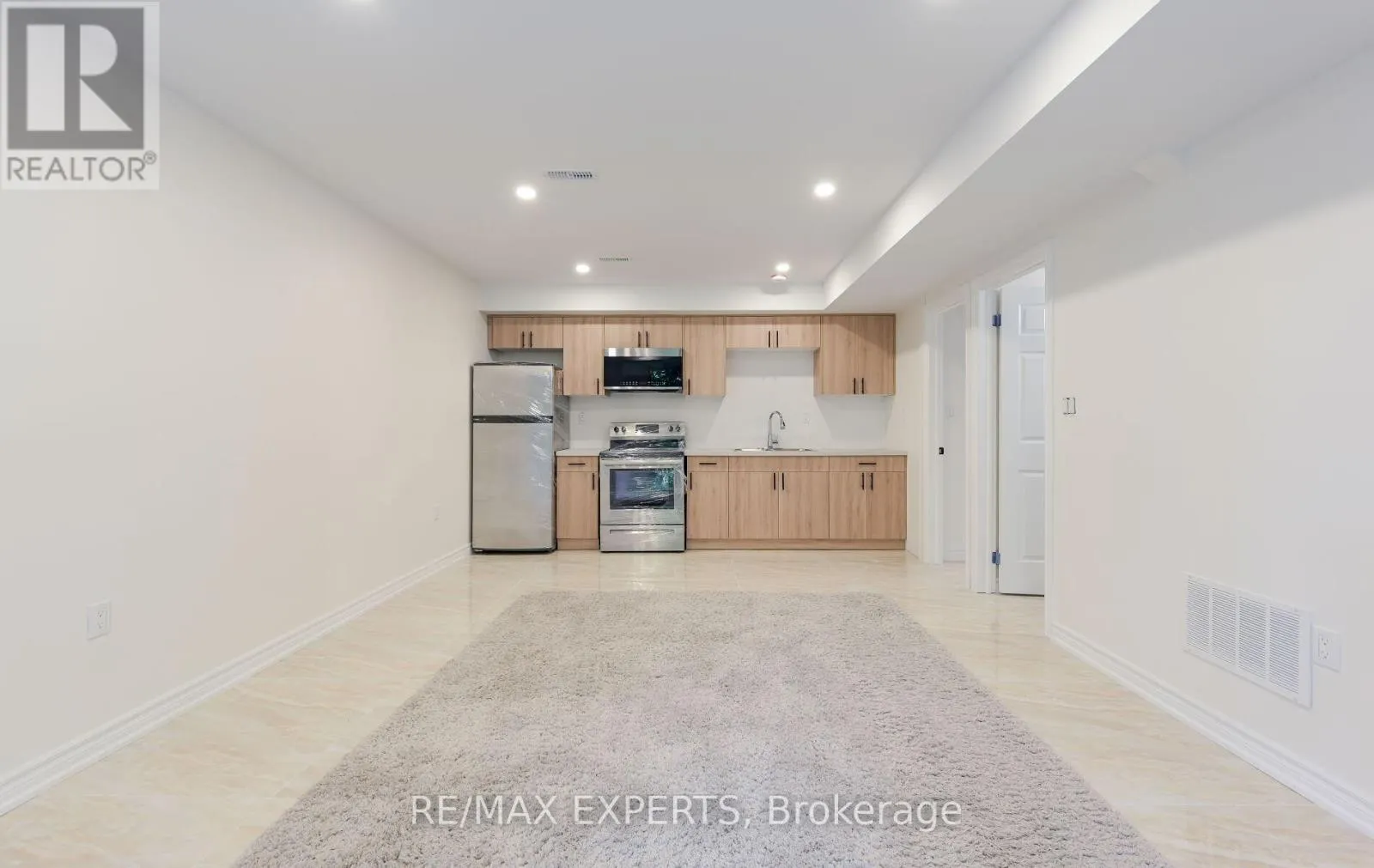 UNIT A BASEMENT - 209 RIDGE ROAD