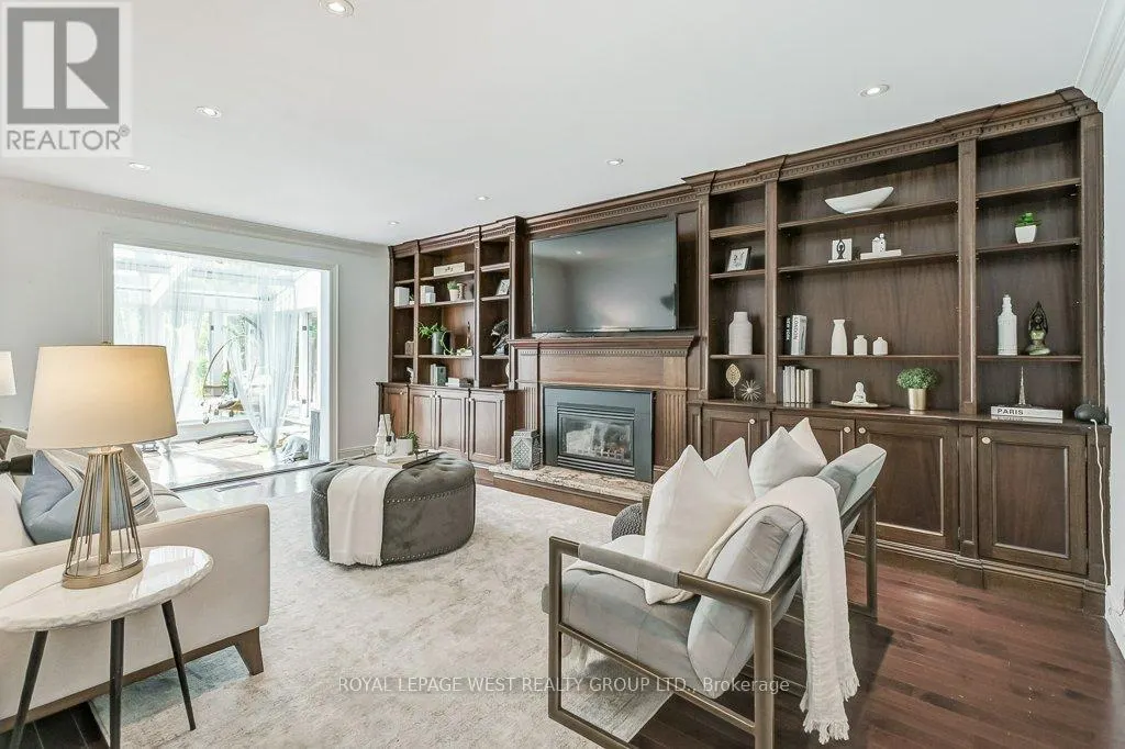 41 VANCHO CRESCENT