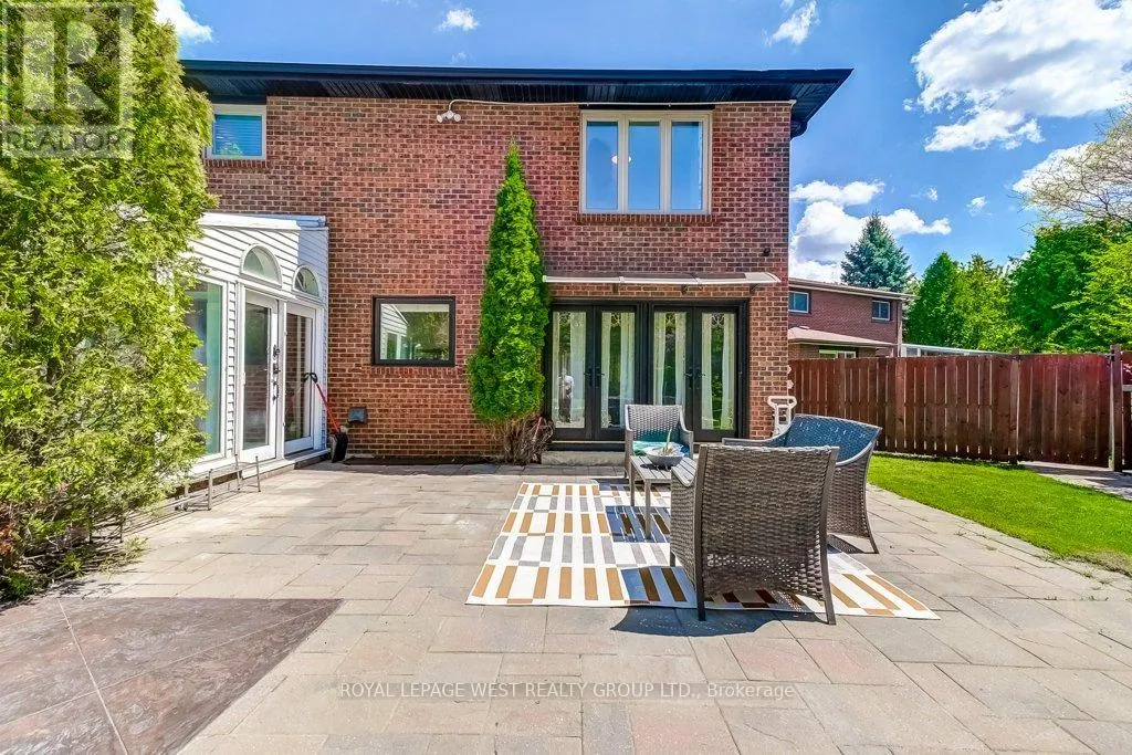 41 VANCHO CRESCENT
