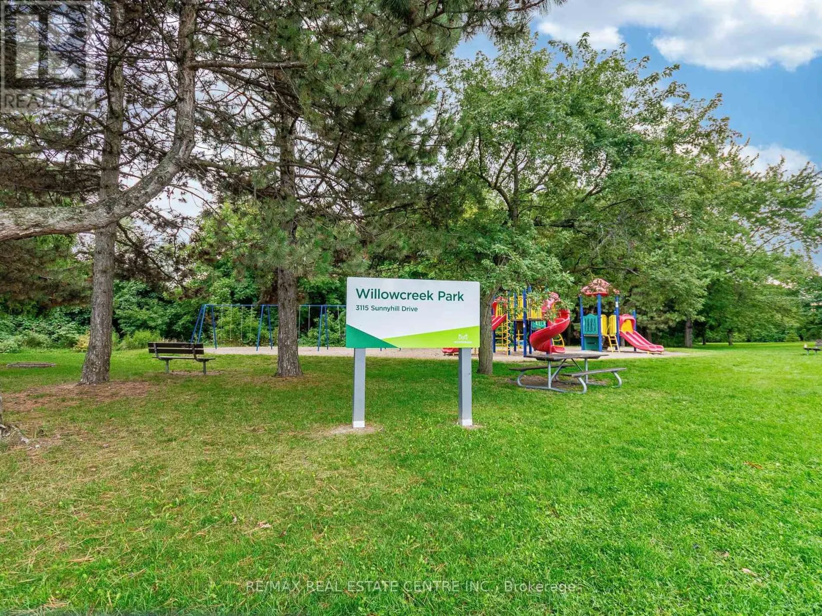 3137 SUNNYHILL DRIVE