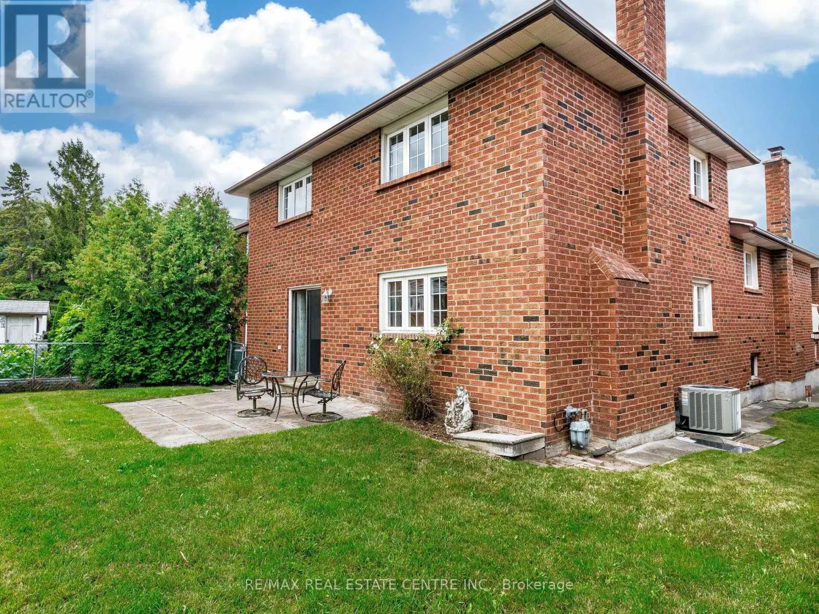 3137 SUNNYHILL DRIVE