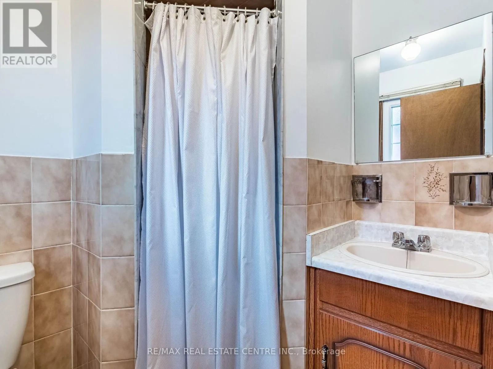 3137 SUNNYHILL DRIVE