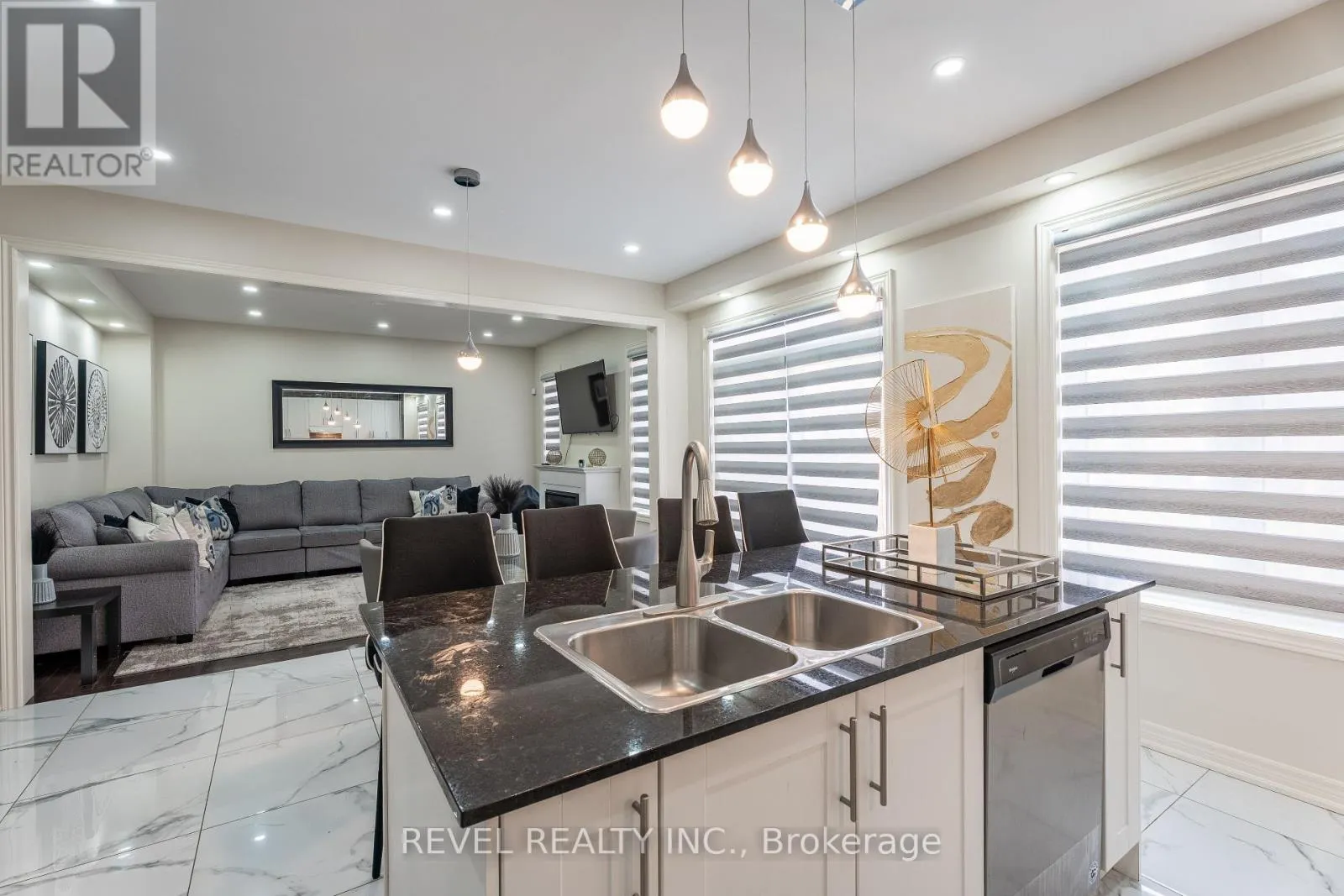 555 VETERANS DRIVE