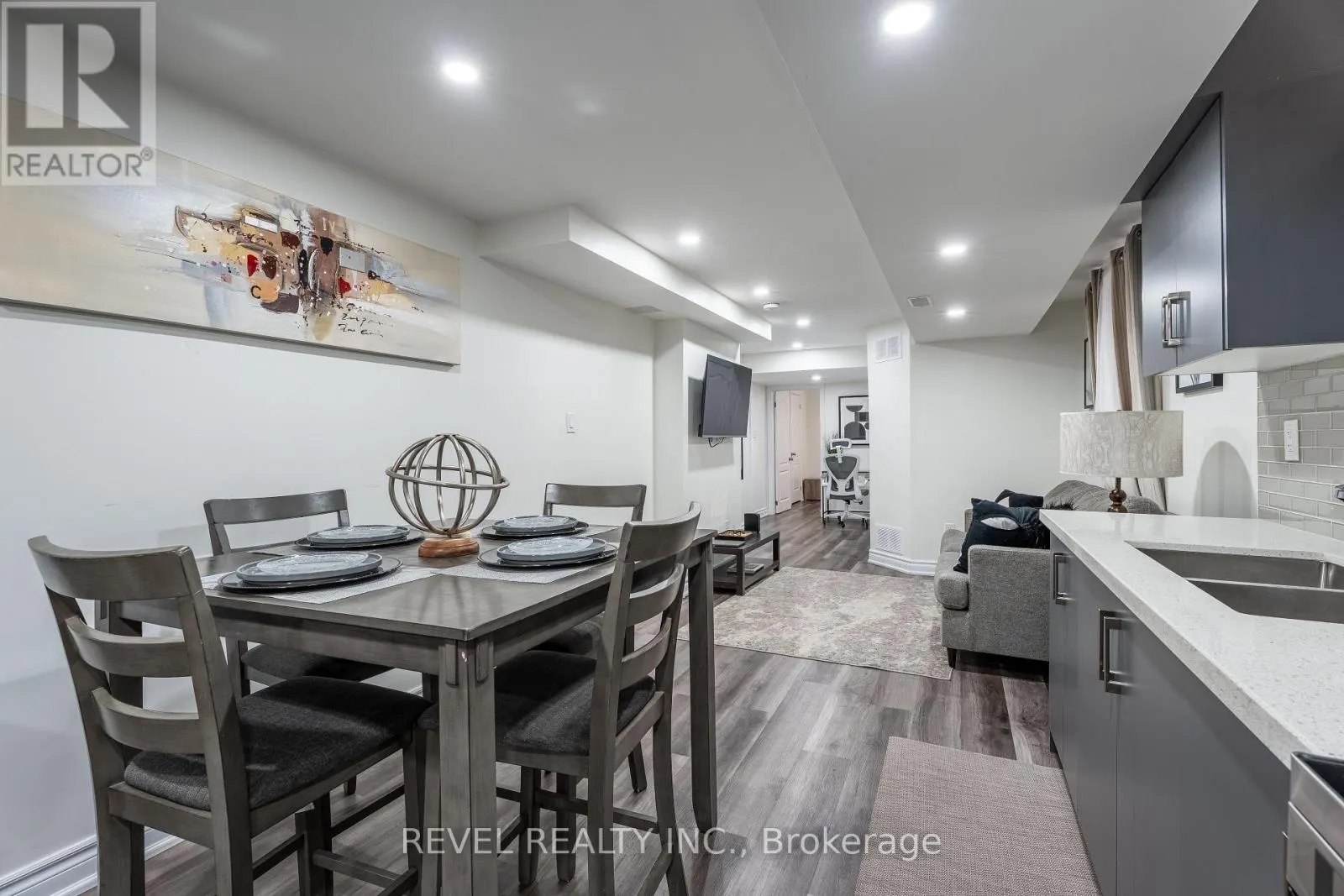555 VETERANS DRIVE
