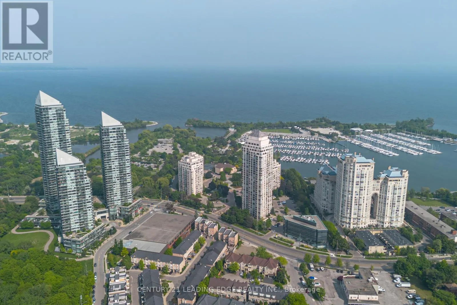 601 - 2240 LAKE SHORE BOULEVARD W
