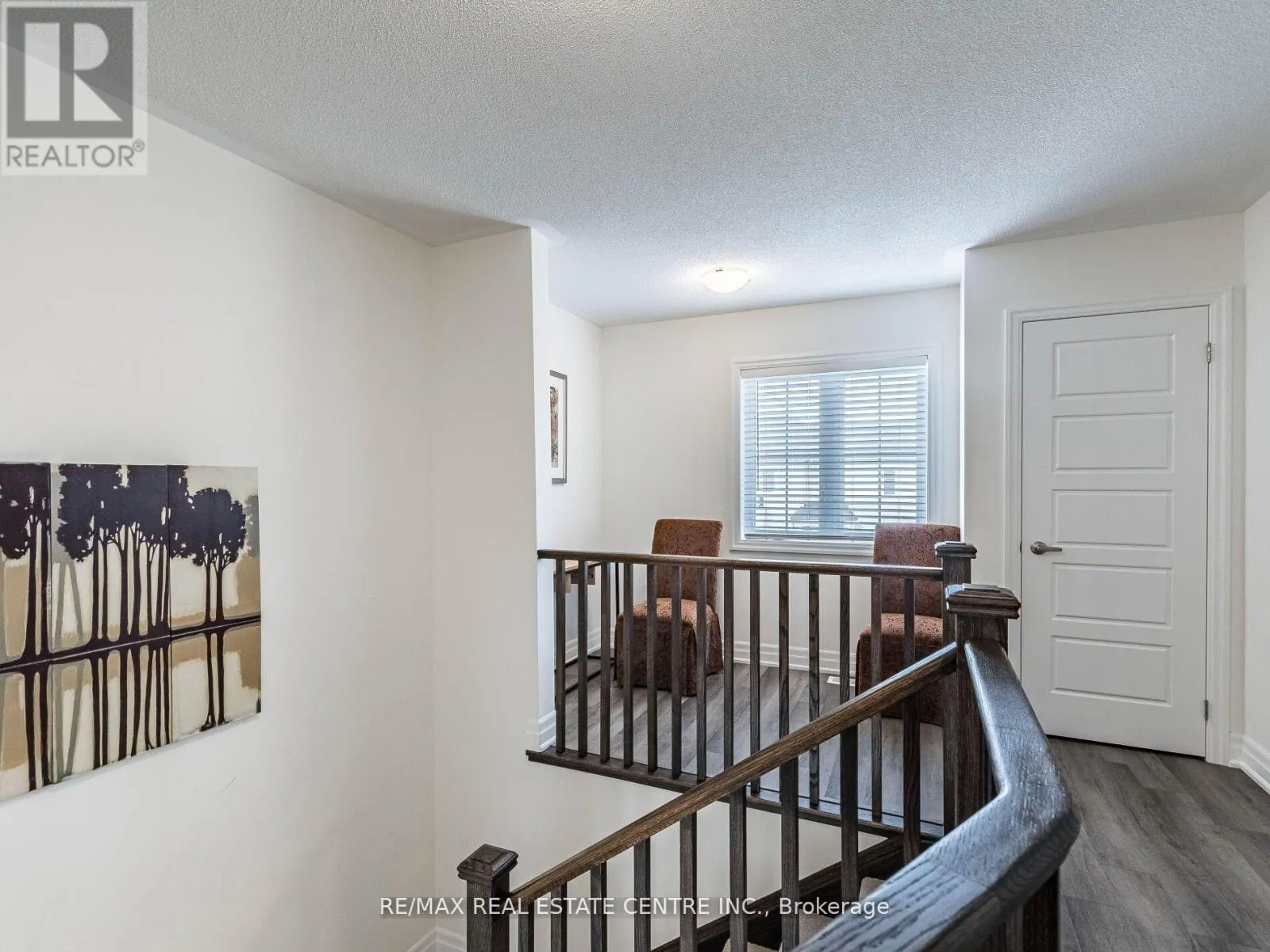 86 - 975 WHITLOCK AVENUE