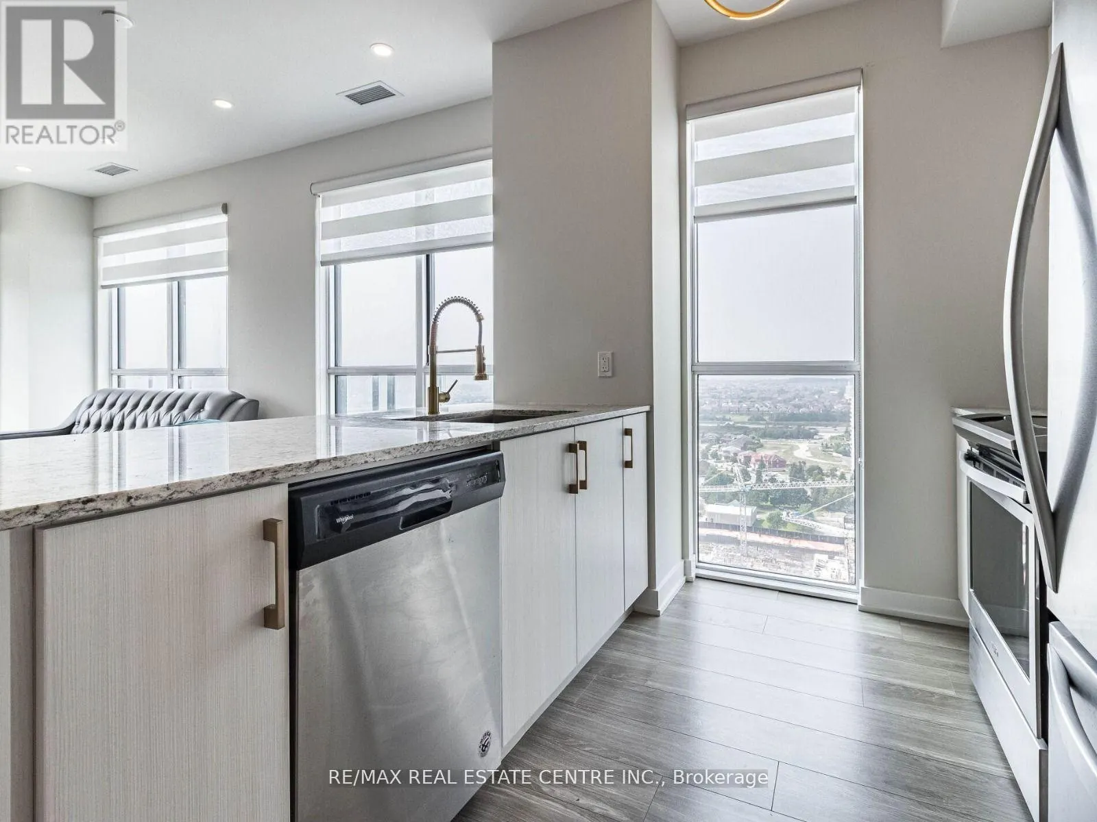 2302 - 4085 PARKSIDE VILLAGE DRIVE