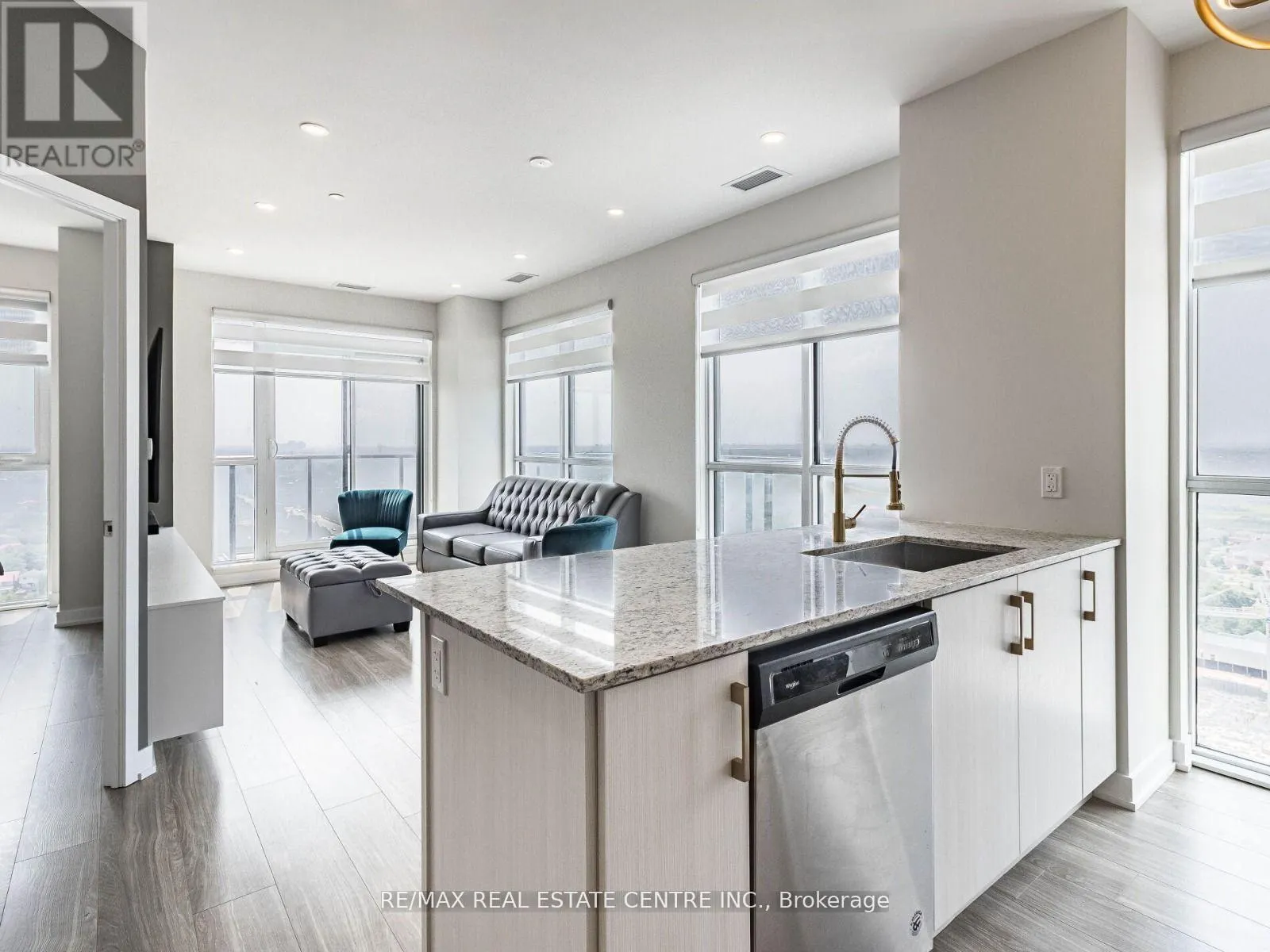 2302 - 4085 PARKSIDE VILLAGE DRIVE