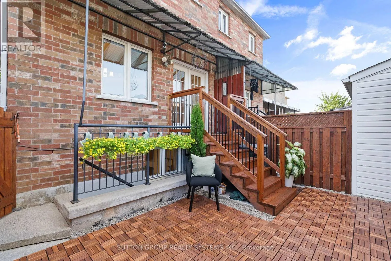 45 ALGARVE CRESCENT