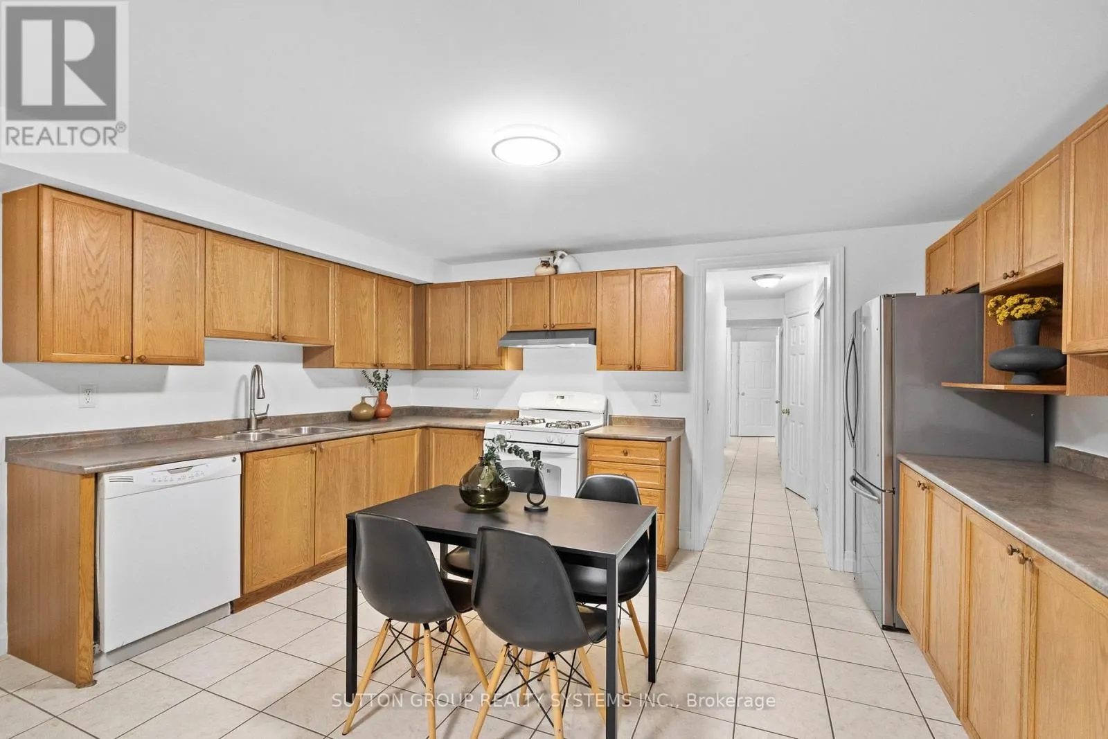 45 ALGARVE CRESCENT