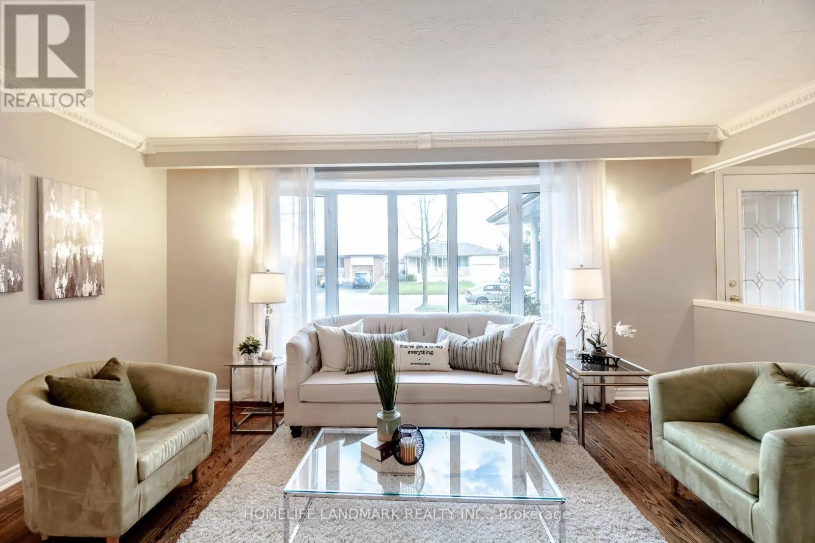 UPPER - 640 NETHERTON CRESCENT