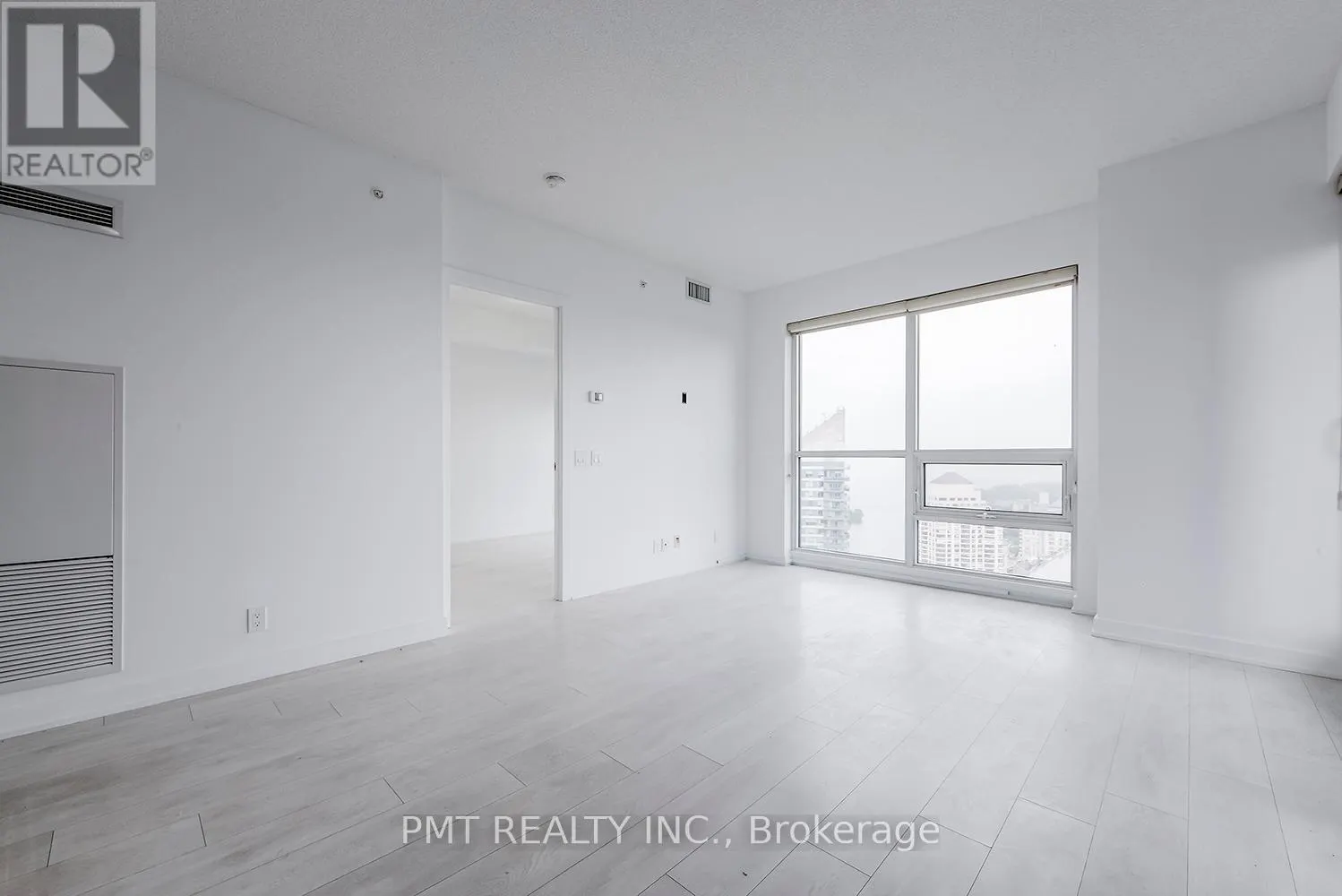 3902 - 2220 LAKE SHORE BOULEVARD W