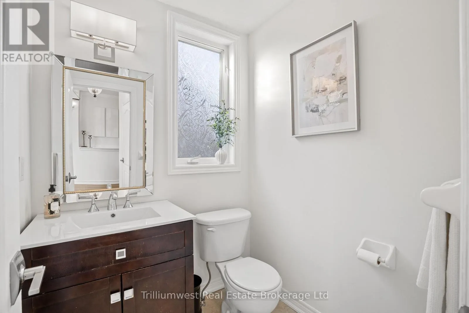 227 BEECHTREE CRESCENT