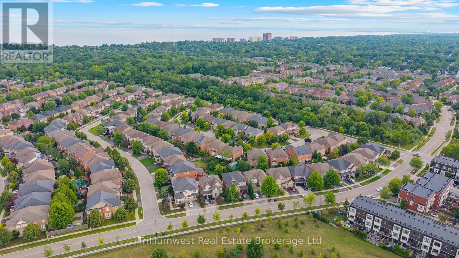 227 BEECHTREE CRESCENT