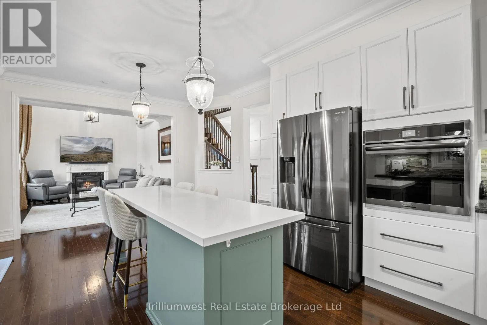 227 BEECHTREE CRESCENT