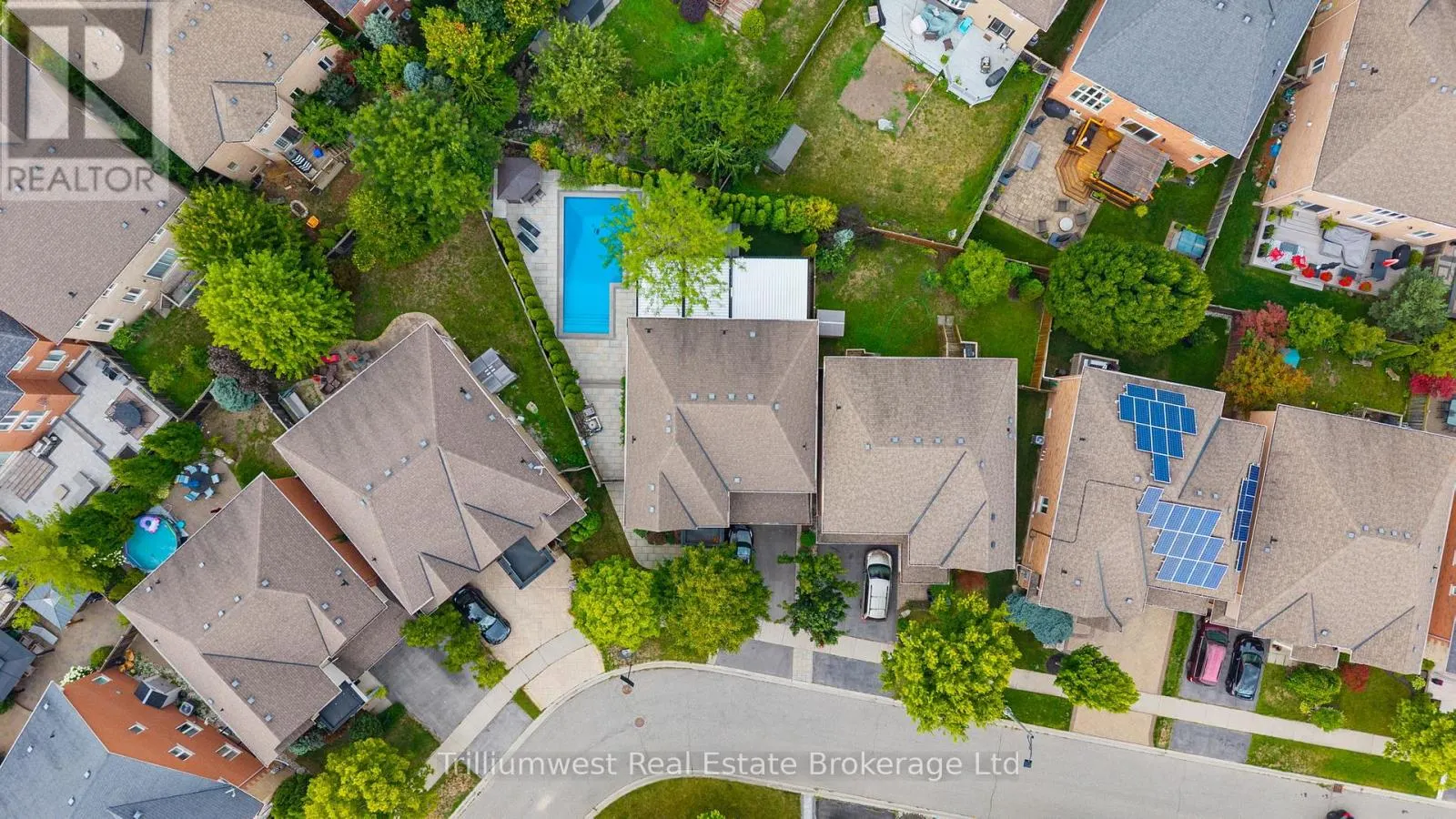 227 BEECHTREE CRESCENT