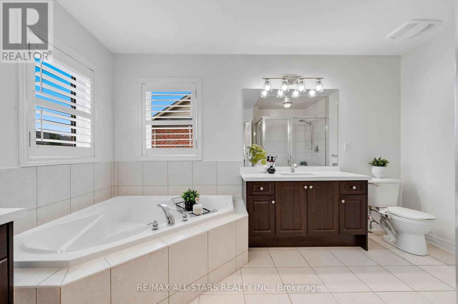 48 COTTONFIELD CIRCLE